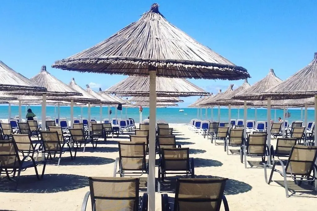 Charming Apartment, Sea View Durres Golem